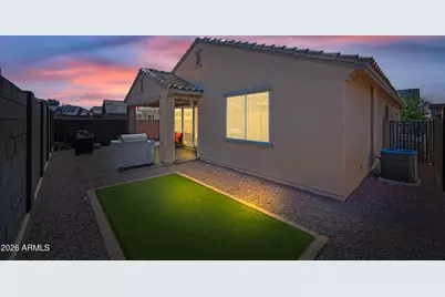 12118 W Hide Trail, Peoria, AZ 85383 - Photo 9
