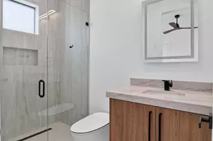 8501 E Malcomb Dr, Scottsdale, AZ 85250 - Photo 53