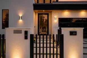 8501 E Malcomb Dr, Scottsdale, AZ 85250 - Photo 1