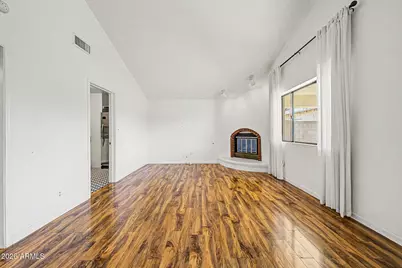 1118 E Diana Avenue, Phoenix, AZ 85020 - Photo 13