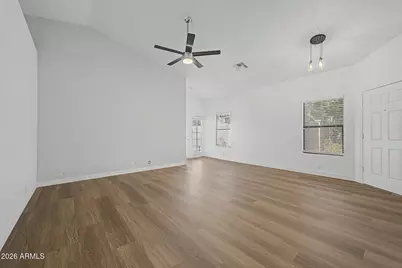 8868 W Laurel Lane, Peoria, AZ 85345 - Photo 5