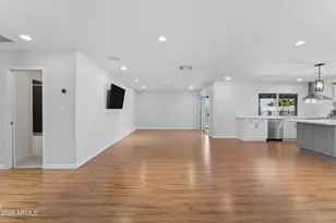 2502 E Beryl Ave, Phoenix, AZ 85028 - Photo 13