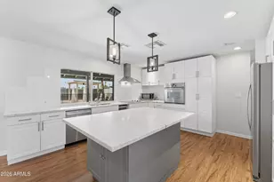 2502 E Beryl Ave, Phoenix, AZ 85028 - Photo 17