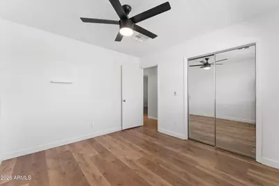 2502 E Beryl Avenue, Phoenix, AZ 85028 - Photo 31
