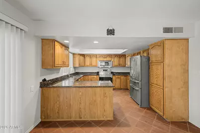 3910 E Shangri La Road, Phoenix, AZ 85028 - Photo 11