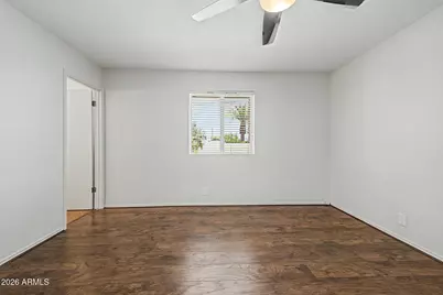 3910 E Shangri La Road, Phoenix, AZ 85028 - Photo 17