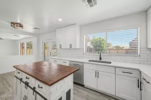 15936 W Central St, Surprise, AZ 85374 - Photo 17