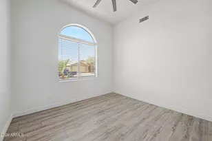 15936 W Central St, Surprise, AZ 85374 - Photo 7
