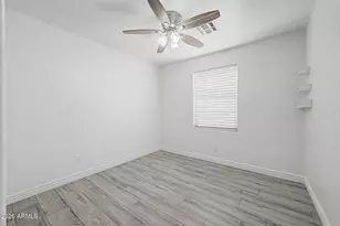 15936 W Central St, Surprise, AZ 85374 - Photo 25