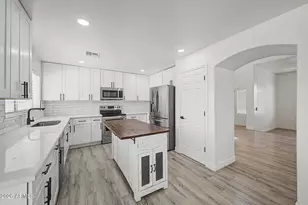 15936 W Central St, Surprise, AZ 85374 - Photo 15