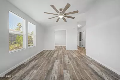 1632 E Charleston Avenue #33, Phoenix, AZ 85022 - Photo 5