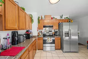 9036 W Royal Palm Rd, Peoria, AZ 85345 - Photo 11