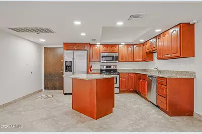7920 E Camelback Road #111, Scottsdale, AZ 85251 - Photo 5