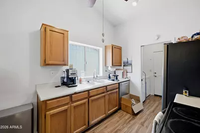 11231 N 60th Avenue, Glendale, AZ 85304 - Photo 9