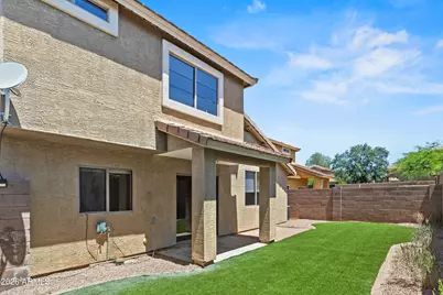 21827 N 40th Way, Phoenix, AZ 85050 - Photo 3