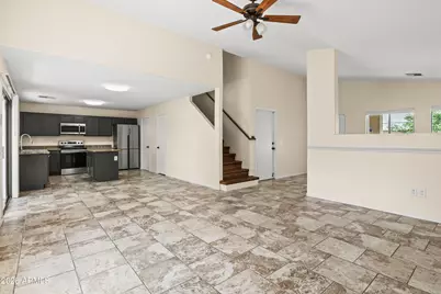 21827 N 40th Way, Phoenix, AZ 85050 - Photo 7