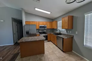 1377 E Pryor Rd, San Tan Valley, AZ 85140 - Photo 13