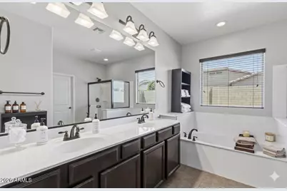 18624 W Mountain View Road, Waddell, AZ 85355 - Photo 15