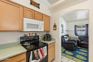 9584 W Tinajas Dr W, Arizona City, AZ 85123 - Photo 15
