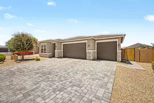 1230 E Gabrilla Dr, Casa Grande, AZ 85122 - Photo 1
