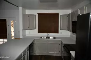1326 E Taro Ln, Phoenix, AZ 85024 - Photo 7