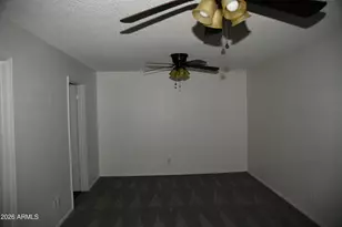 1326 E Taro Ln, Phoenix, AZ 85024 - Photo 13