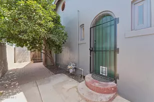 537 W Willetta St, Phoenix, AZ 85003 - Photo 9