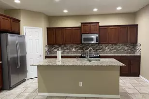 2018 W Davis Rd, Phoenix, AZ 85023 - Photo 7