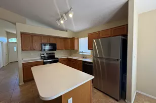 1289 W Maria Ln, Tempe, AZ 85284 - Photo 5