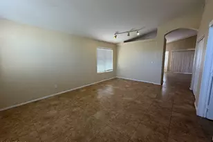 1289 W Maria Ln, Tempe, AZ 85284 - Photo 3