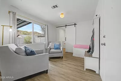 1523 W Surrey Avenue, Phoenix, AZ 85029 - Photo 9