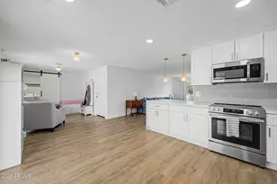 1523 W Surrey Ave, Phoenix, AZ 85029 - Photo 13