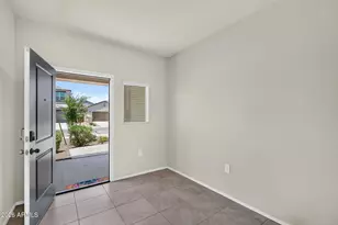 5269 E Gummite Dr, San Tan Valley, AZ 85143 - Photo 5