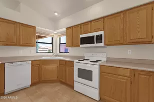12137 N Finch Dr N, Fountain Hills, AZ 85268 - Photo 19