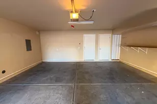 3250 W Greenway Rd, Phoenix, AZ 85053 - Photo 25