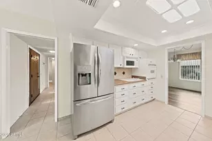 15410 N Ridgeview Rd, Sun City, AZ 85351 - Photo 11