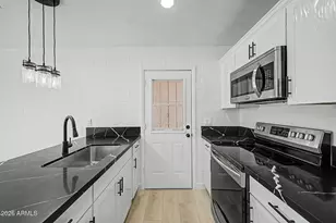 1703 W Carter Rd, Phoenix, AZ 85041 - Photo 13