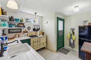 37 N Kellner Ave, Superior, AZ 85173 - Photo 39