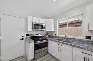 4834 W Kerry Ln, Glendale, AZ 85308 - Photo 15