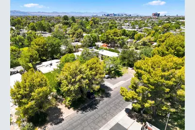 2734 E Flower Street, Phoenix, AZ 85016 - Photo 43