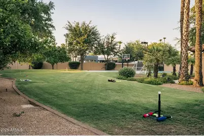 9414 N 53rd Place, Paradise Valley, AZ 85253 - Photo 35