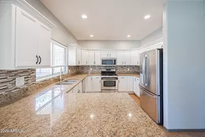 868 W Tremaine Avenue, Gilbert, AZ 85233 - Photo 7