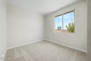 31564 N Singing Mdw Ln, San Tan Valley, AZ 85143 - Photo 25