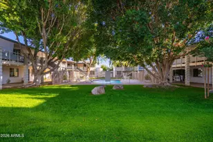 749 E Montebello Ave, Phoenix, AZ 85014 - Photo 29
