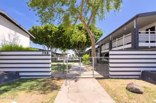 749 E Montebello Ave, Phoenix, AZ 85014 - Photo 27