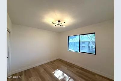 749 E Montebello Avenue #223, Phoenix, AZ 85014 - Photo 9