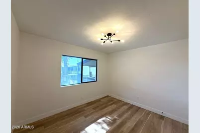749 E Montebello Avenue #223, Phoenix, AZ 85014 - Photo 11