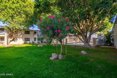 749 E Montebello Avenue #223, Phoenix, AZ 85014 - Photo 27