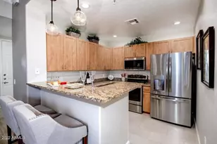 11640 N Tatum Blvd, Phoenix, AZ 85028 - Photo 3