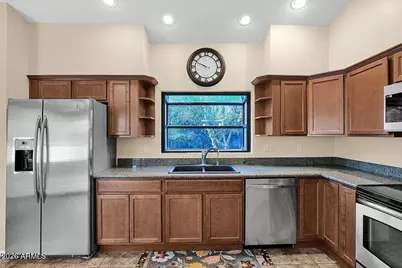8979 E Gail Road, Scottsdale, AZ 85260 - Photo 11